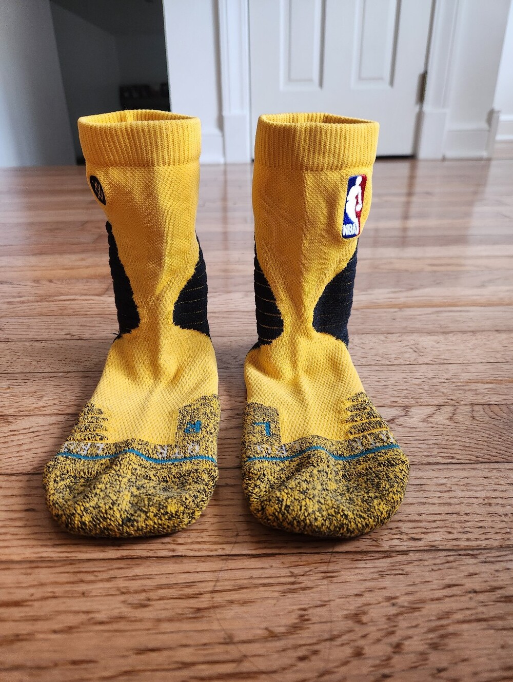 Mens Stance Yellow/Black NBA Socks Size Large